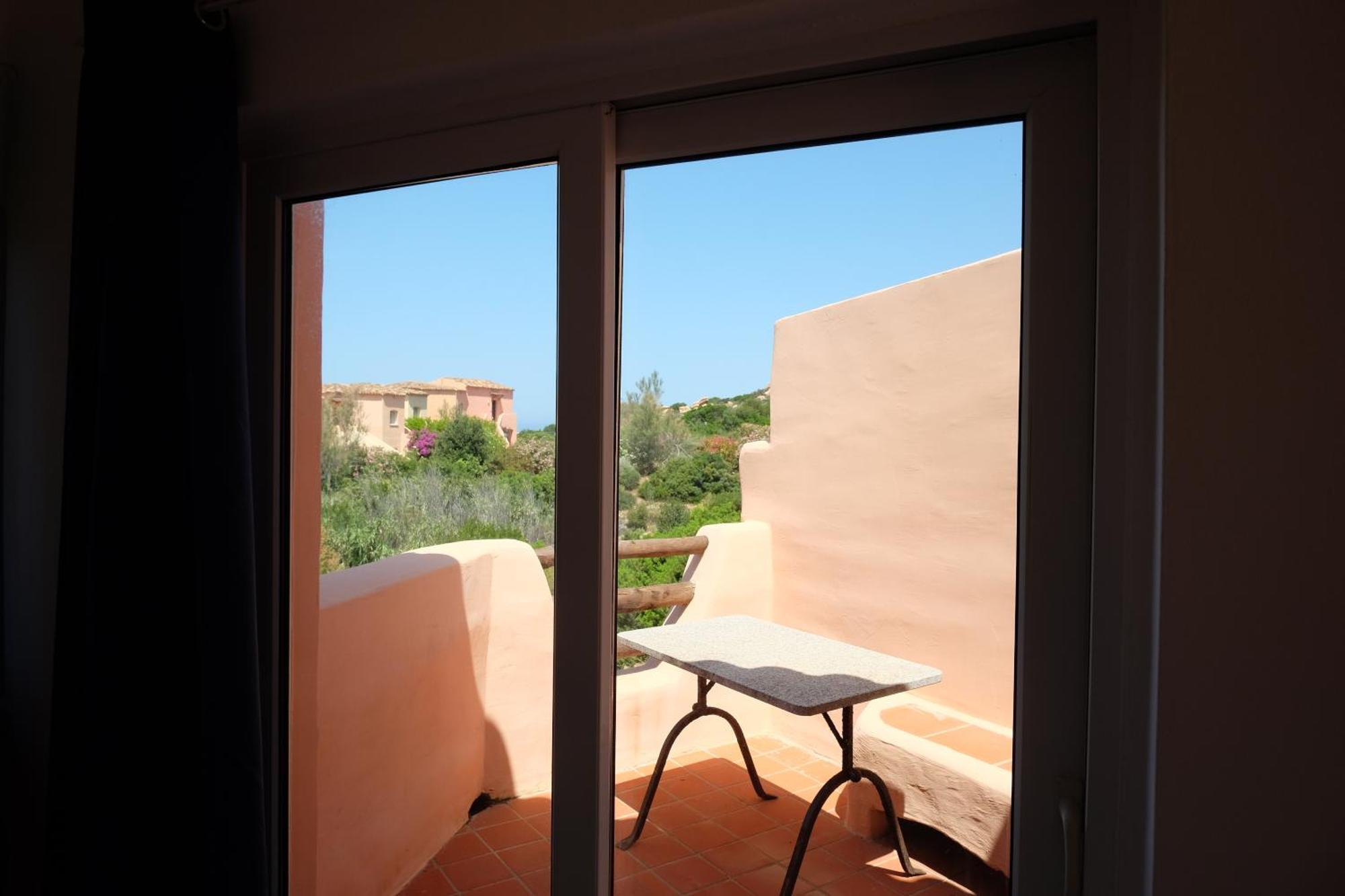 Calarossa Sardinia Apartments Isola Rossa Extérieur photo